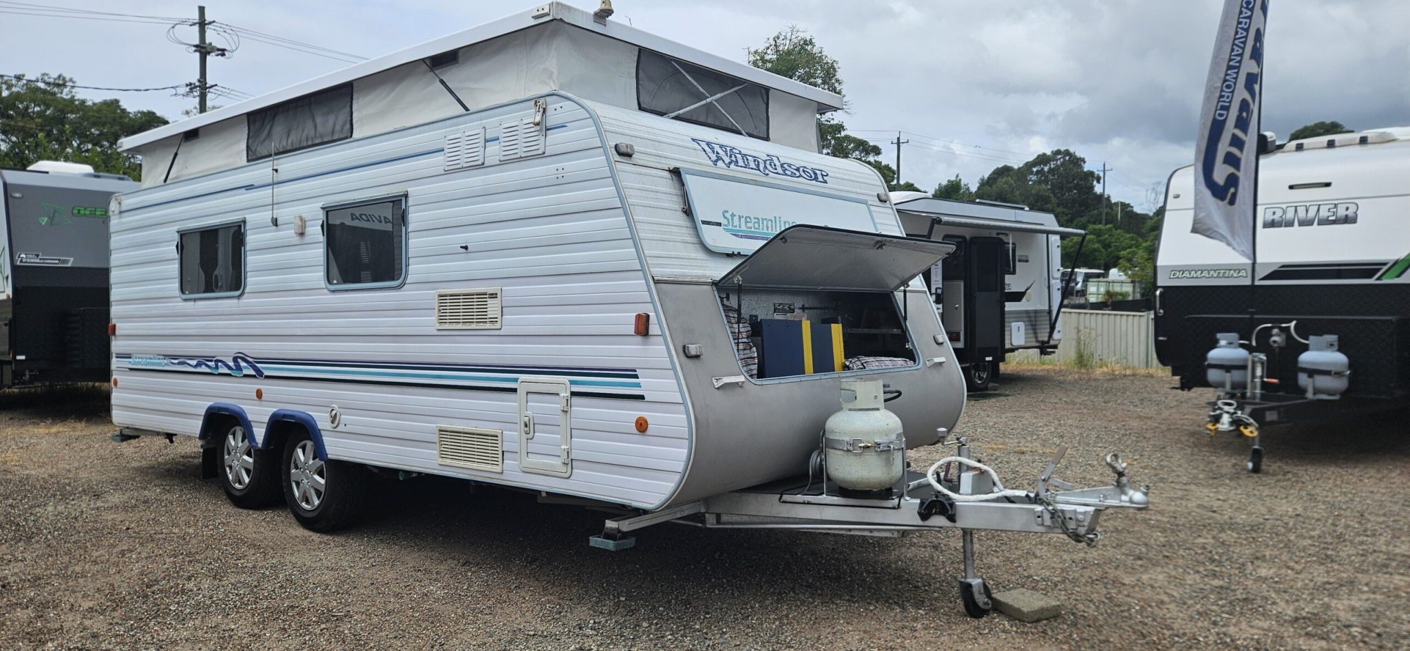 family caravans with bunks