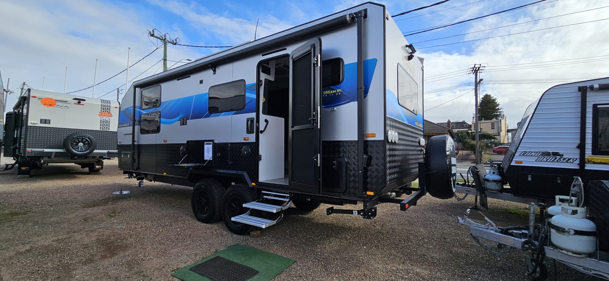 caravan repairs Hawkesbury